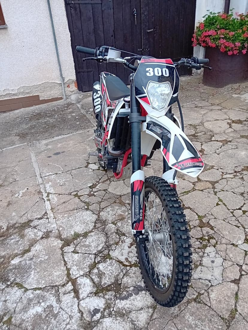 Pitbike 300