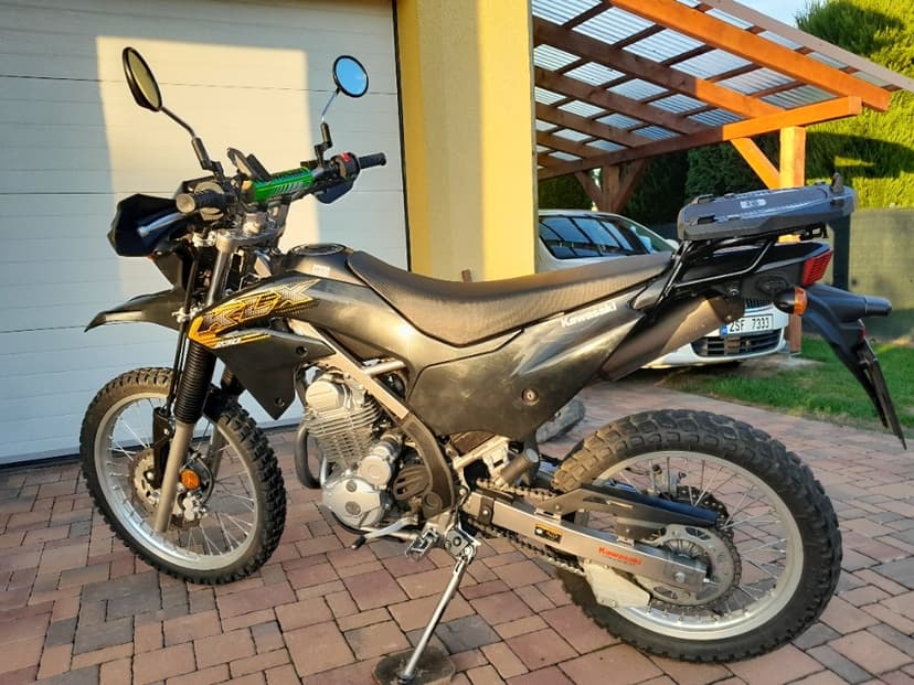 Kawasaki KLX 230, r. v. 2020, nová v ČR, top stav