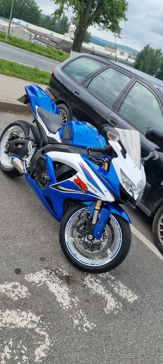 GSX-R 600 2011 - krásný stav