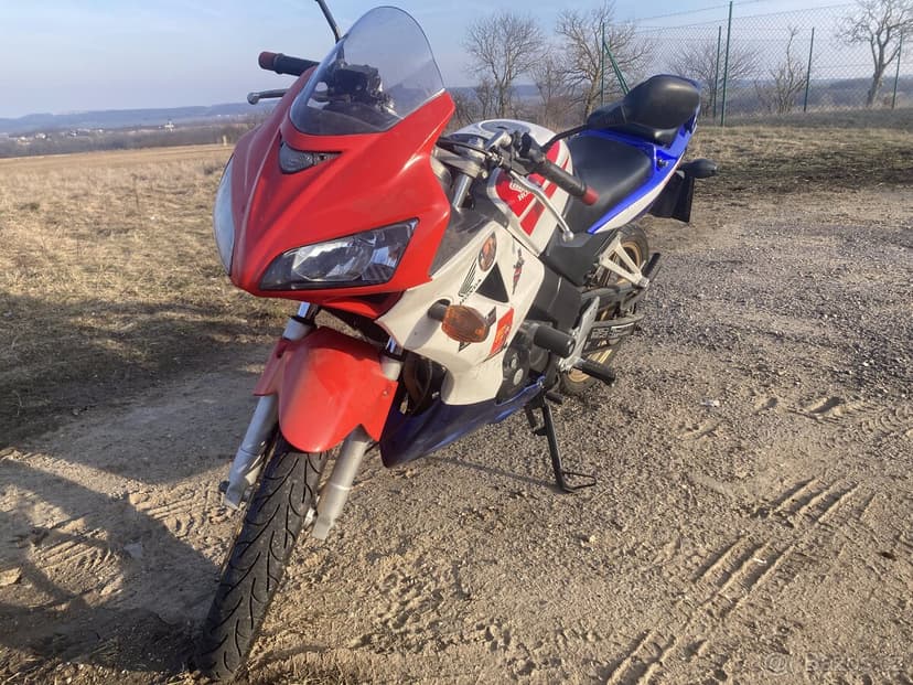 Honda CBR 125R