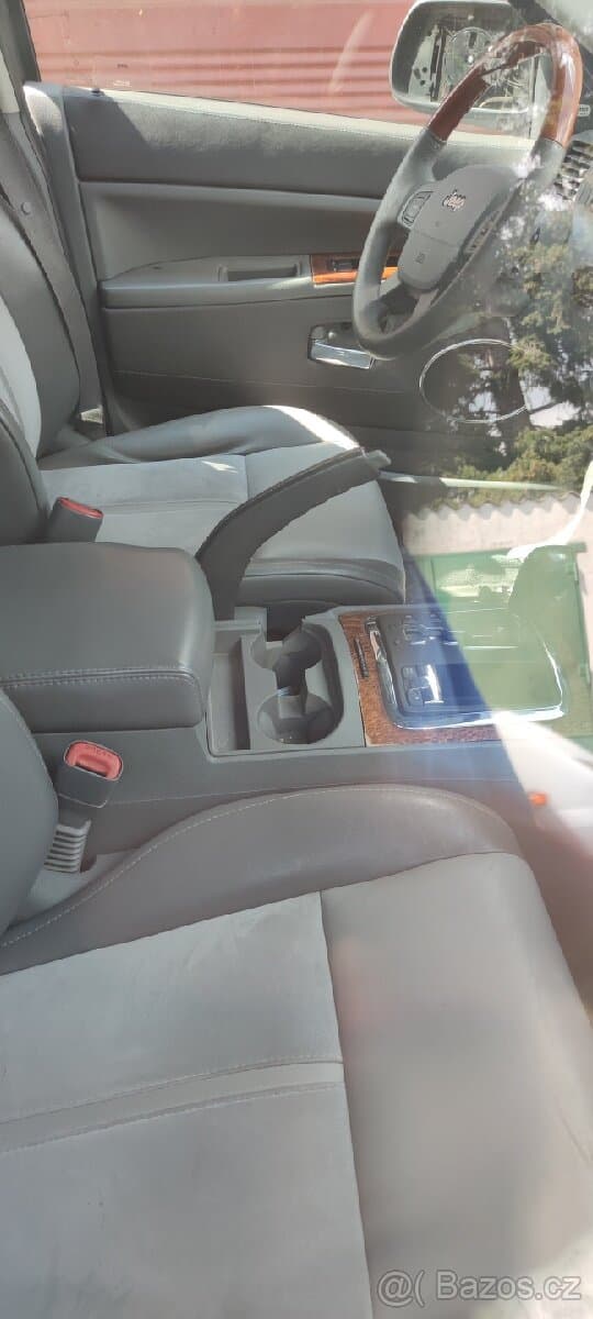 Jeep grand Cherokee 2007 3.0 crd náhradní dily