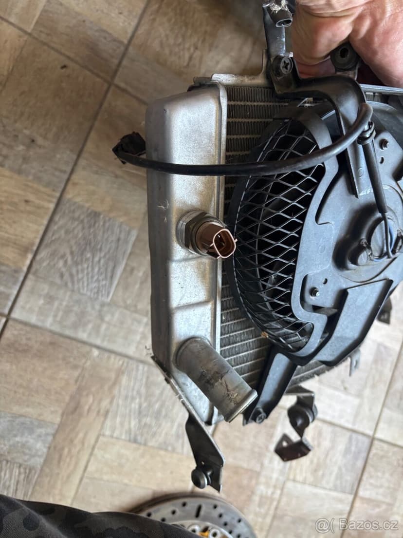 Chladic na Kawasaki Zx6R Ninja 03-04