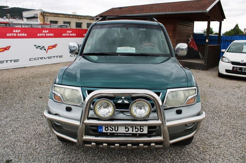 Off-Road Mitsubishi Pajero Wagon Priwilage  3,2 diesel