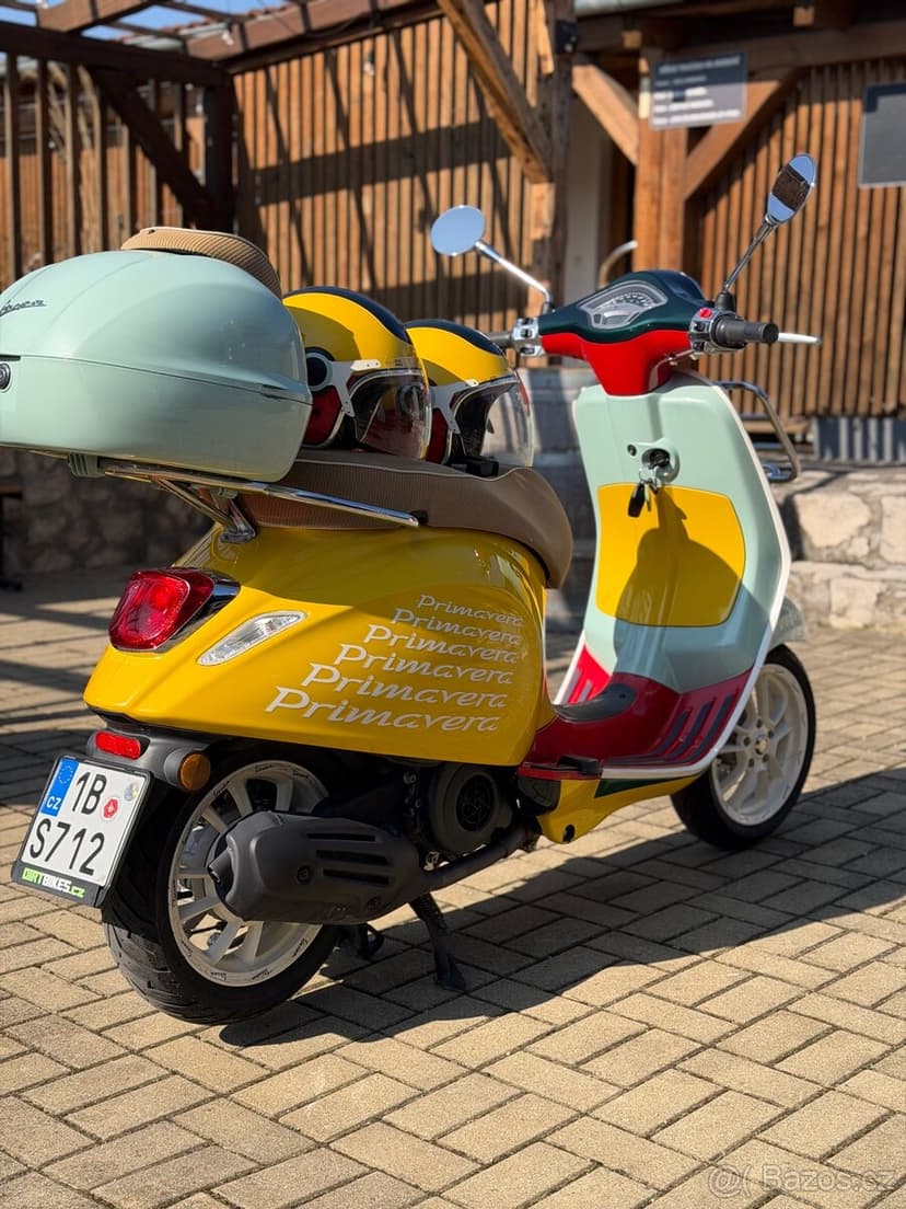 VESPA PRIMAVERA SEAN WOTHERSPOON 125ccm