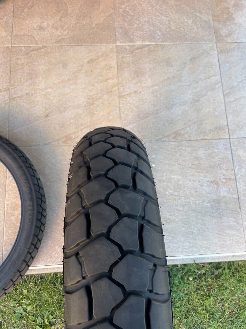 Moto- pneu : Michelin Anakee Adventure