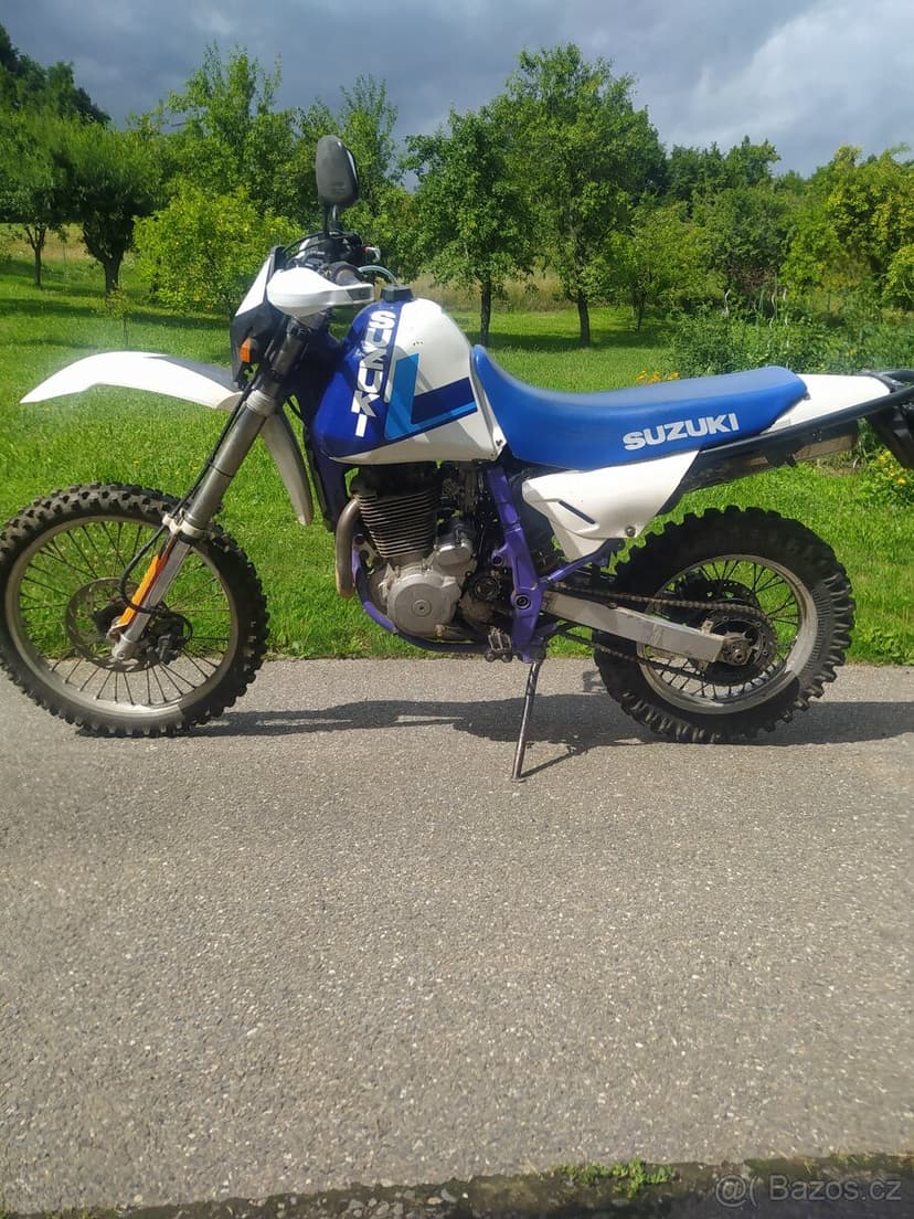 Suzuki DR