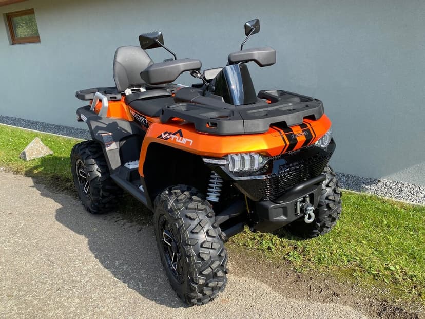 NOVINKA BENDA REDSTONE 550 dvouválec