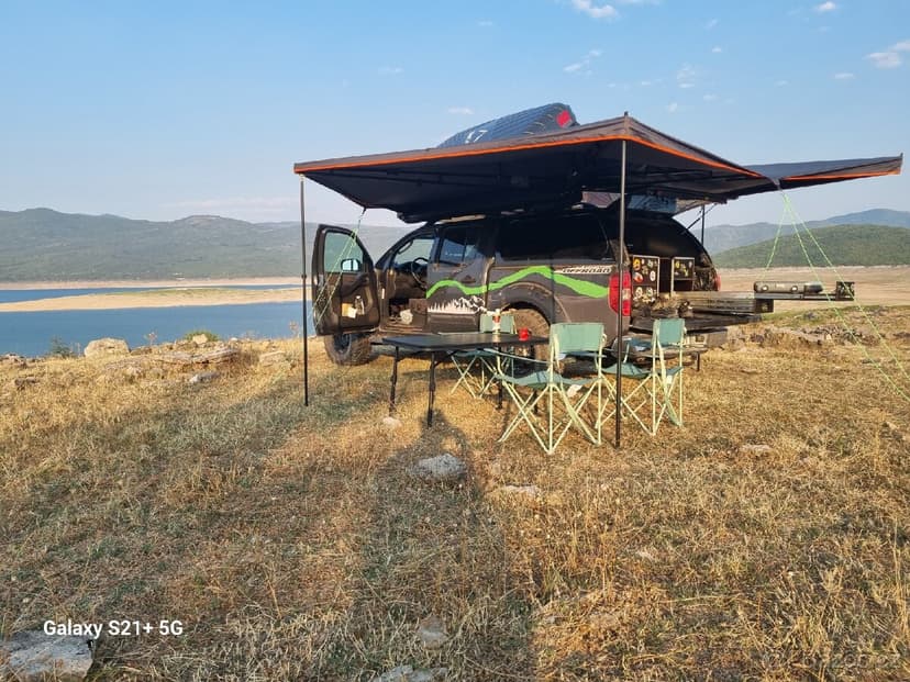 Půjčím Expediční offroad nissan navara d40 4x4