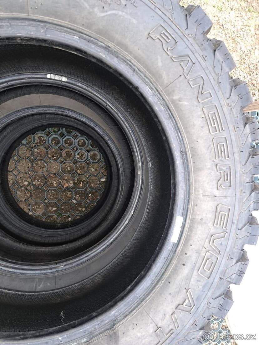 Offroad  pneu 205/70 r16