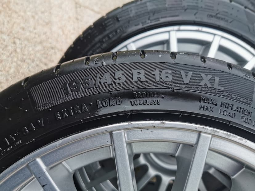 Prodám sadu kol na Ford - kola / disky značky DOTZ 7Jx16