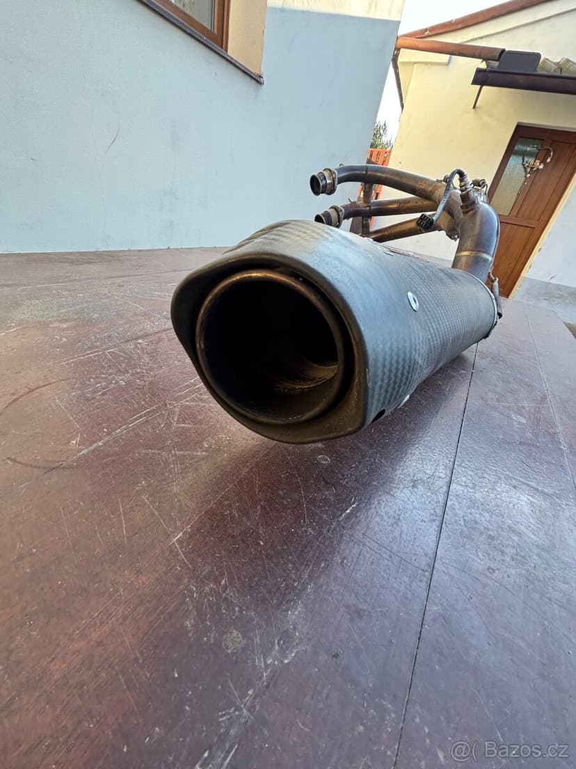 Laděný výfuk yamaha mt-09