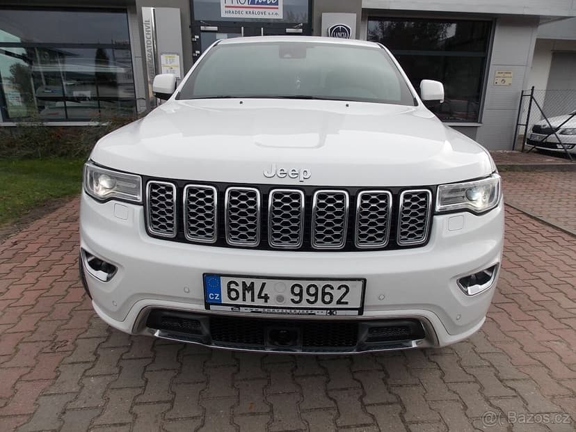 Jeep Grand Cherokee Overland 3,0 V6 CRD, původ ČR, DPH