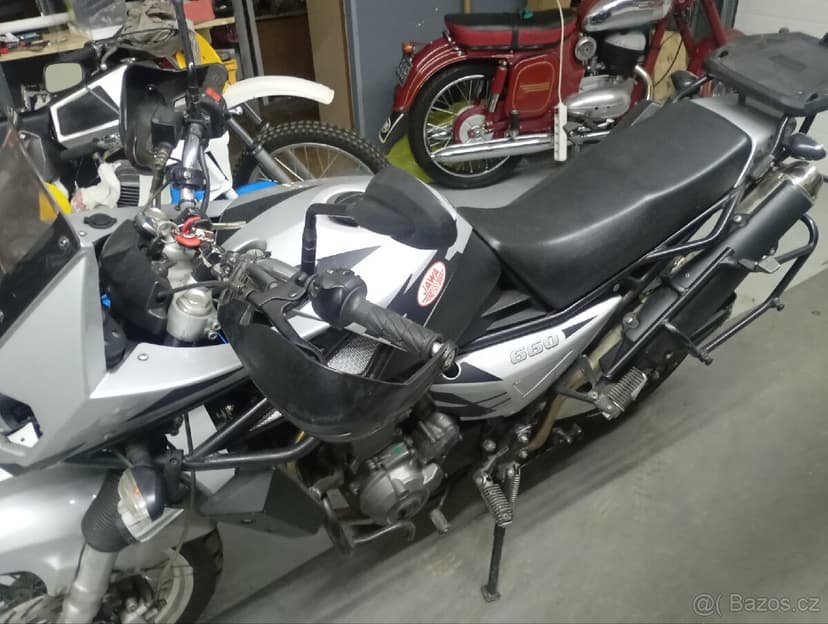 Jawa 660 sportard