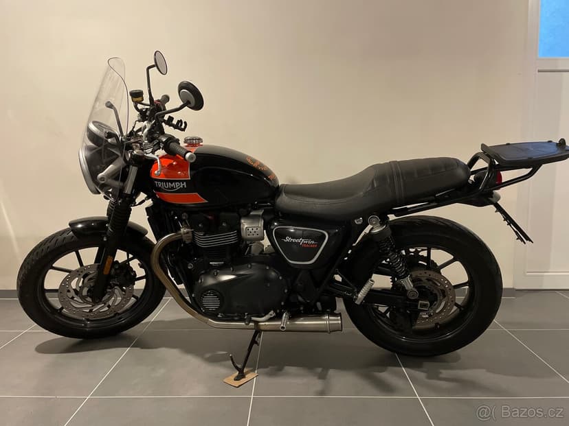 Triumph Street Twin 900