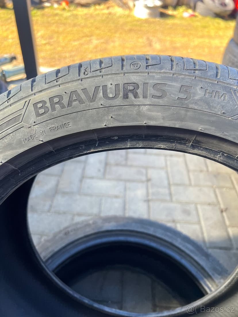 215/45/17 (letní pneu )