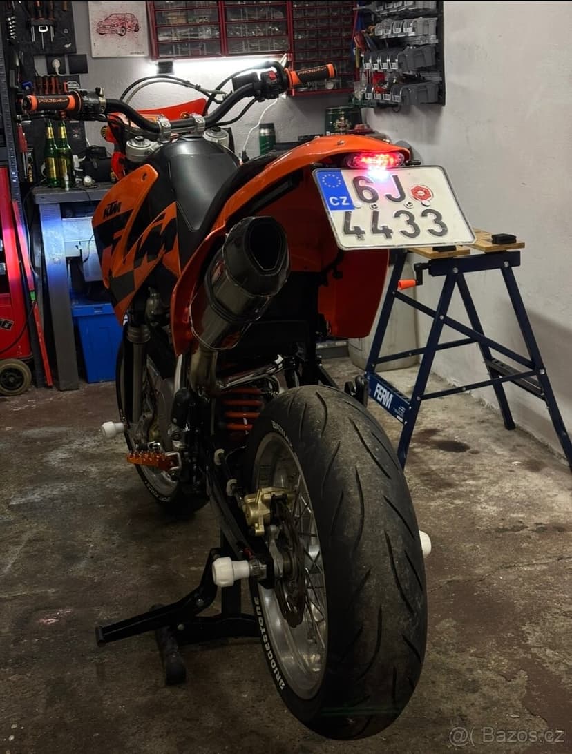 Ktm LC4 640 supermoto (Možno řídit s A2)