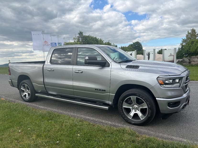 Dodge RAM 1500 5,7 4X4, 2019, Sport Luxury,odp.DPH