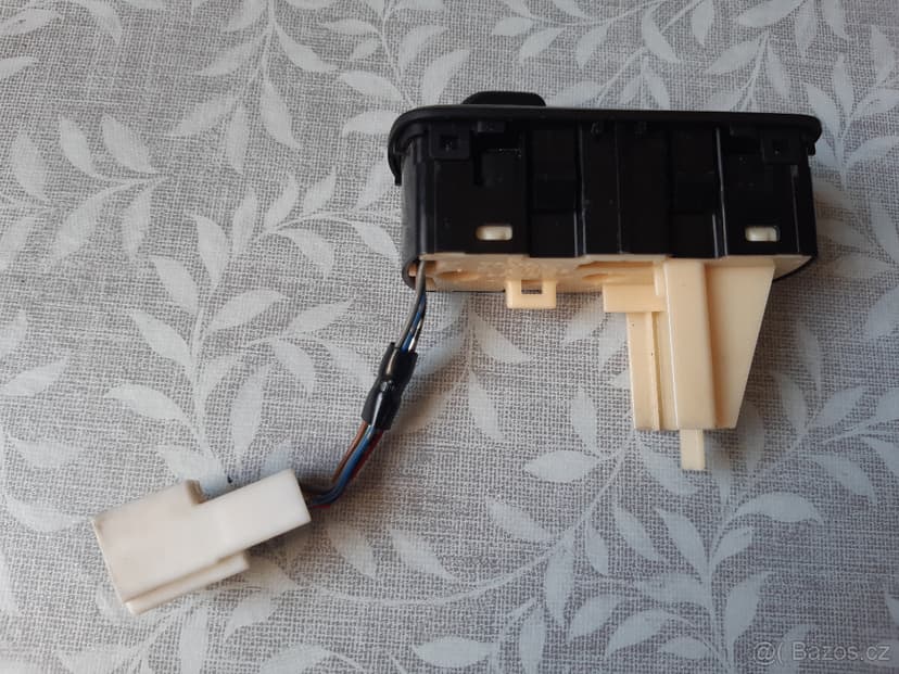 Ovladač hydraulického podvozku (AHC) Toyota/Lexus