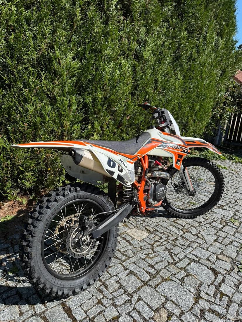 X motos 250
