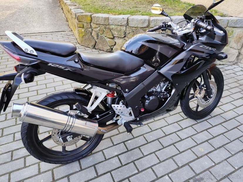 Honda CBR 125R - rok 2007