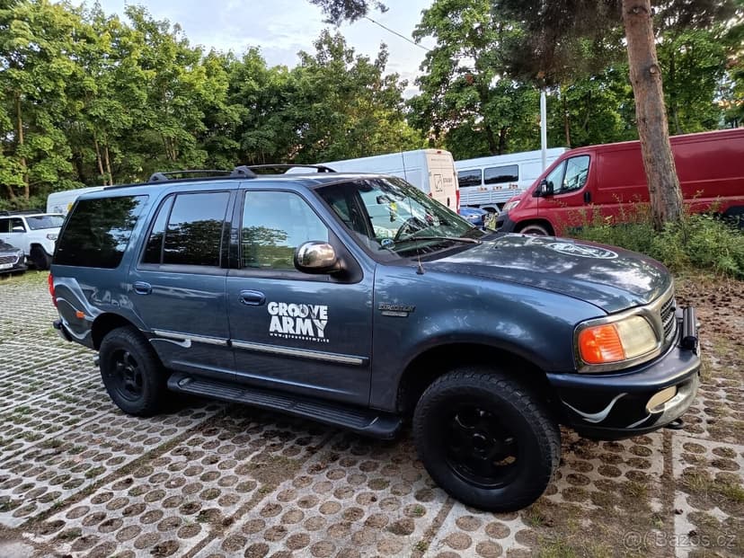 Prodám nebo vyměním Ford expedition