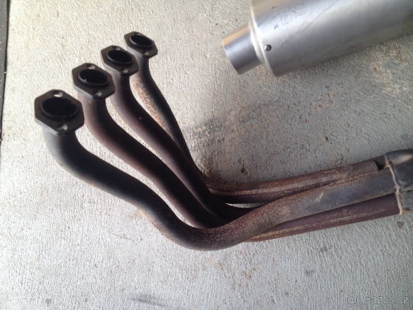 Kawasaki Ninja 600-výfuk