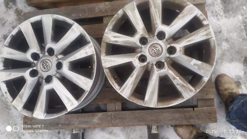 KOLA TOYOTA LAND CRUISER