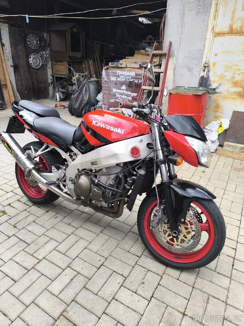 Kawasaki ZX 900E Ninja + náhradní díly