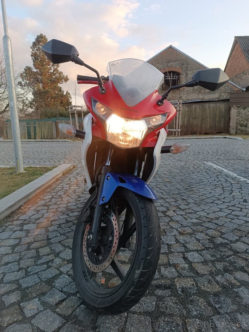 Honda CBR 125R 2012