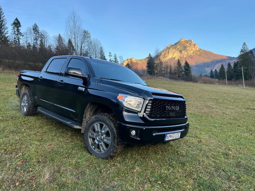 Toyota Tundra Platinum iForce V8 4x4