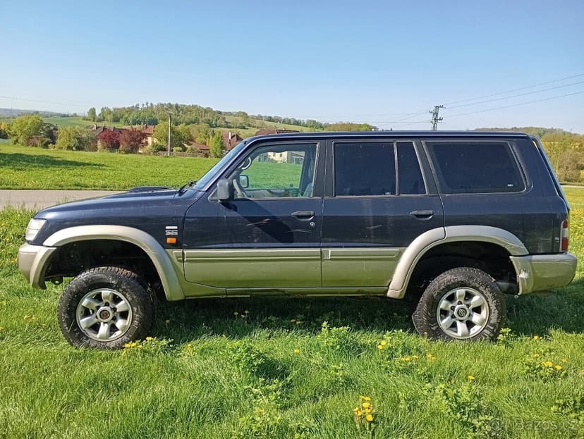 Nissan Patrol GR Wagon 2,8TD 95kW, úprava na spaní