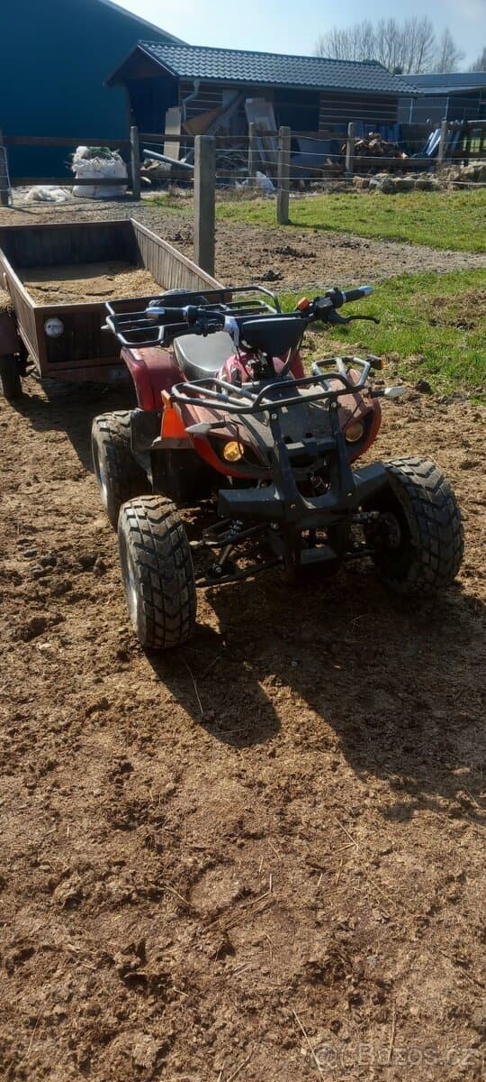 Elektrická čtyřkolka hecht