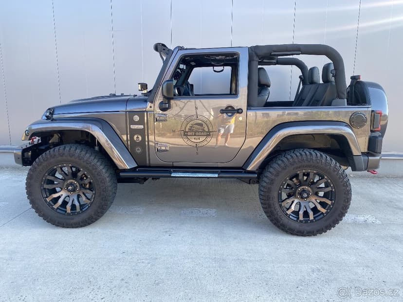 Jeep Wrangler 75th Anniversary Edition