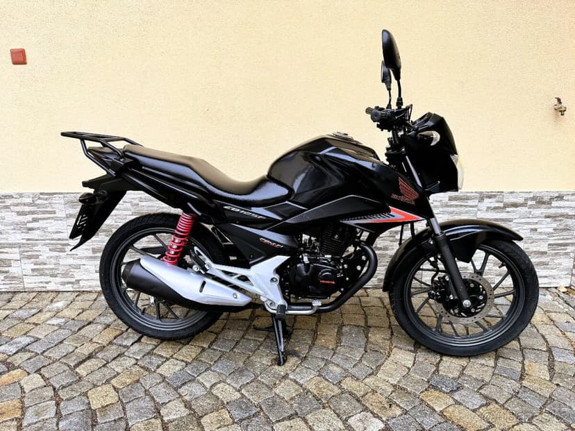 Honda CB 125F