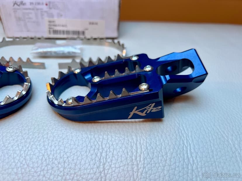 Nové stupačky KITE