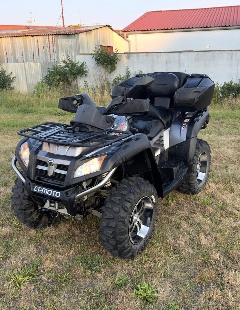 Čtyřkolka CF-Moto Terralander 800
