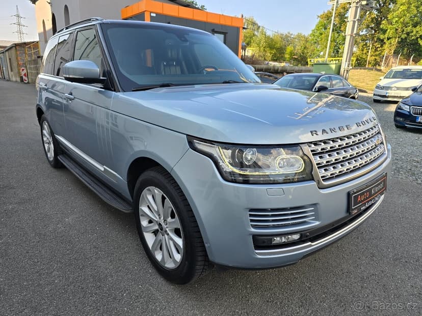 Land Rover Range Rover VOGUE 4,4 V8 250kW 4x4 / TAŽNÉ KAMERA
