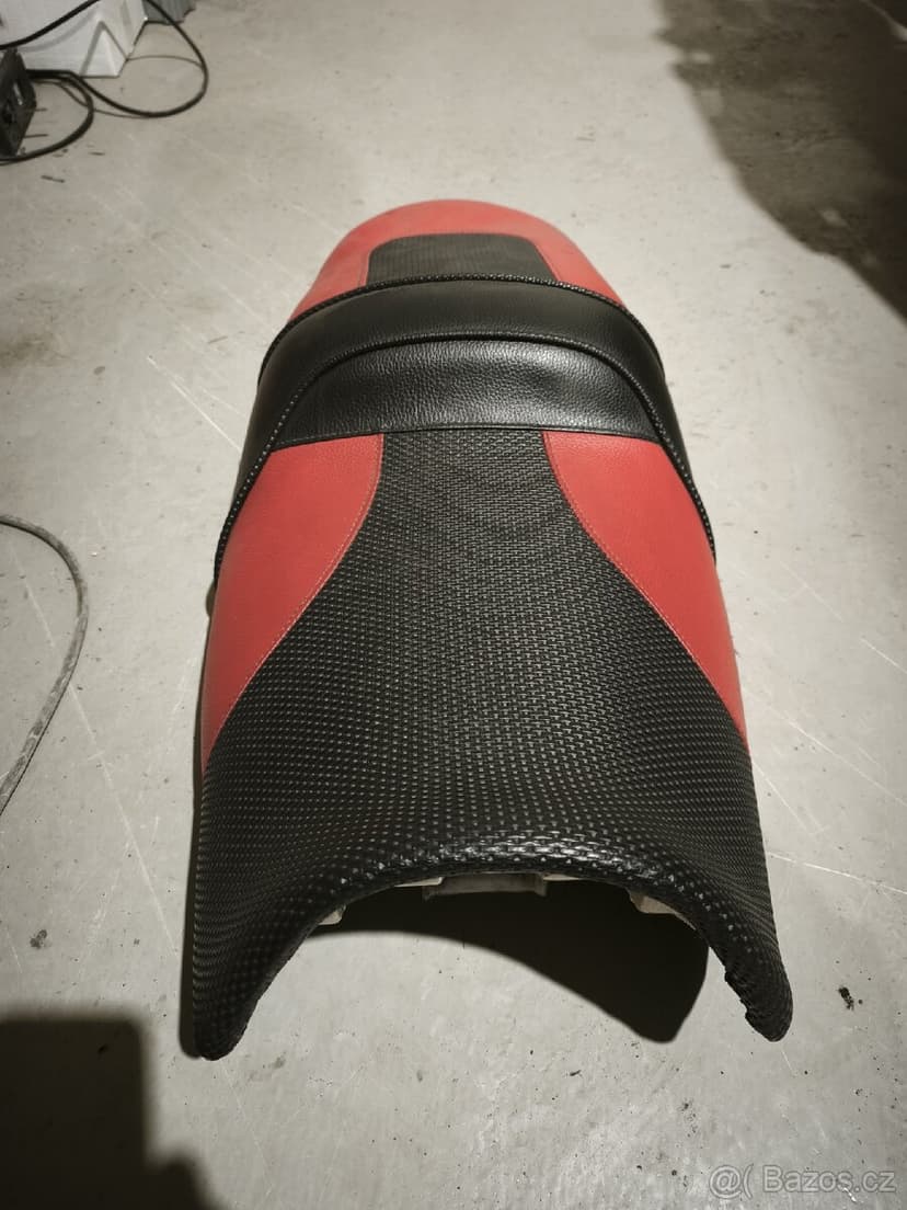 Sedadlo Yamaha Fzs 1000 fazer