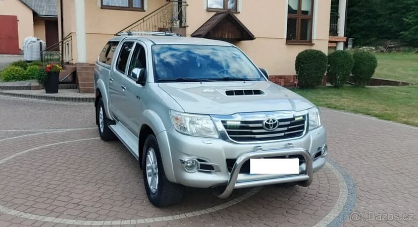 Toyota Hilux 3.0 D-4D SR5