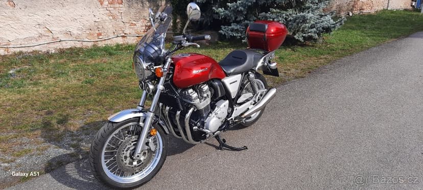 Honda CB 1100 EX r.v.2017 koupeno nové v ČR