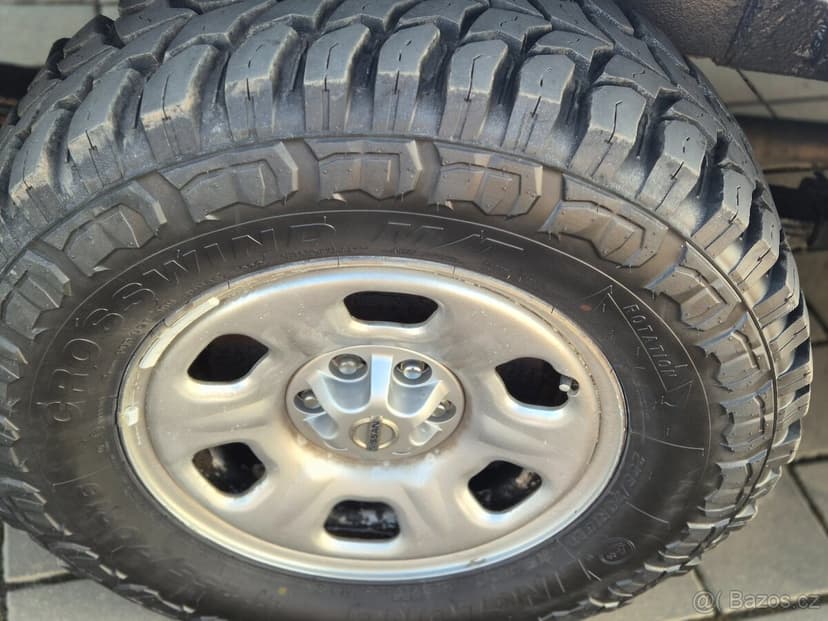 Nissan Navara 2.5 DCi 4x4 redukce tažné 3t