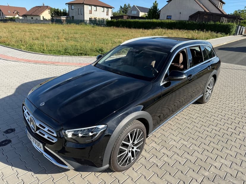 E 220d 4-MATIC ALLTERRAIN,2022,FACELIFT,CZ,DPH,EXTRA STAV