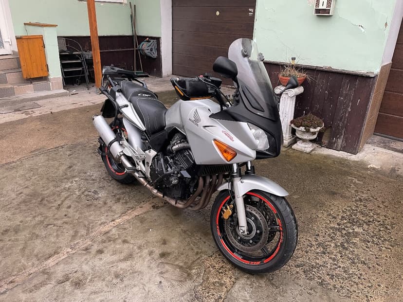 Honda cbf 600sa