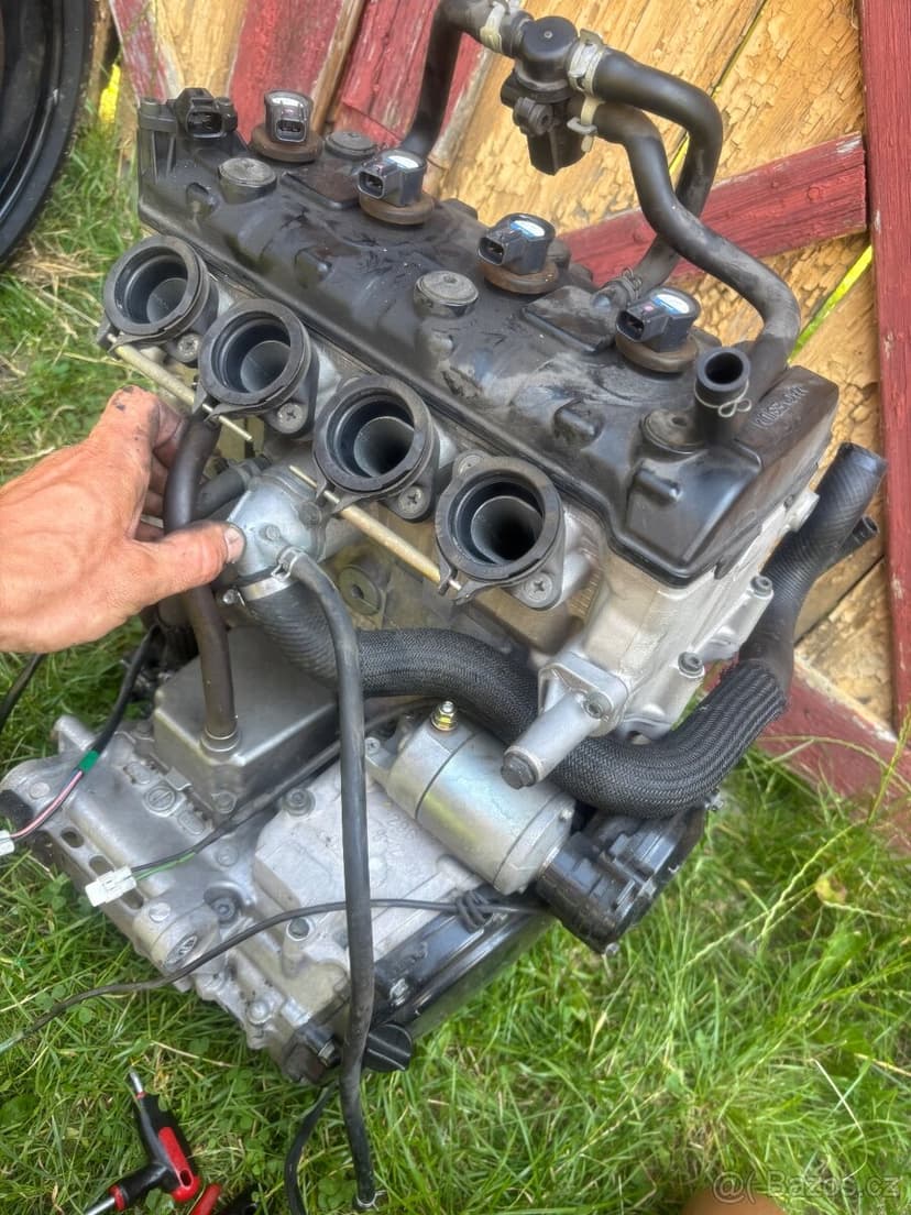 Motor na Suzuki Gsxr 600 04-05 typ N727