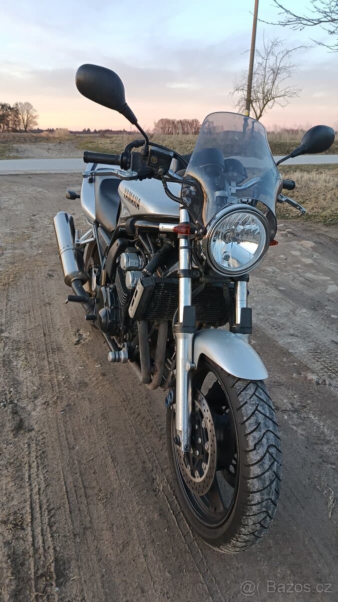 Yamaha fzs 600 Fazer