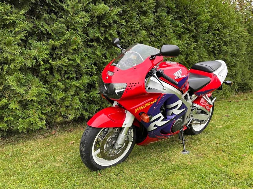 Honda CBR 900 RR FireBlade po kompletním servise, ORIGINÁL