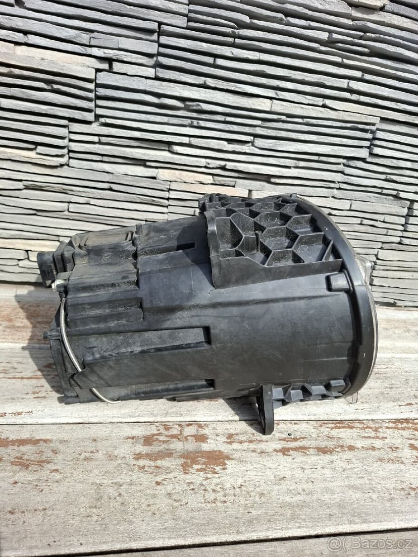 Mercedes-Benz G-class - přední světlomet | A4639067201