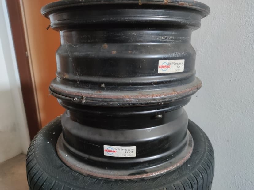 Disky a pneu ruzných rozměrů