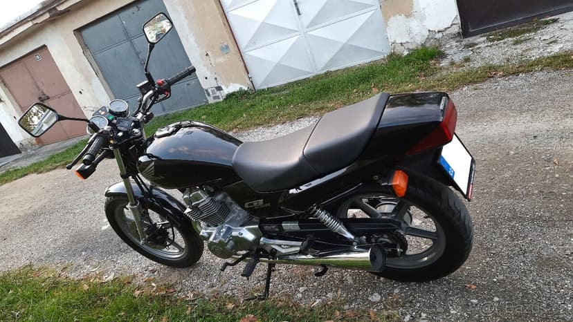 Honda CB250, Two Fifty, Typ MC26