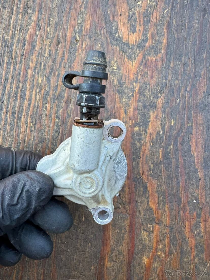 Píst spojky vysouvací koš přítlačného talíře ktm husqvarna